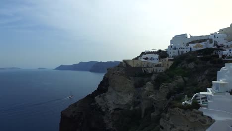 Meer,-weißen-und-blauen-in-OIA-Stadt