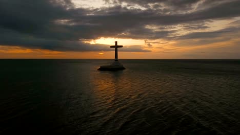 Catholic-cross-in-the-sea