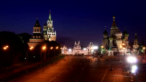 Moskauer-Kreml-und-die-Basilius-Kathedrale-Nacht-timelapse