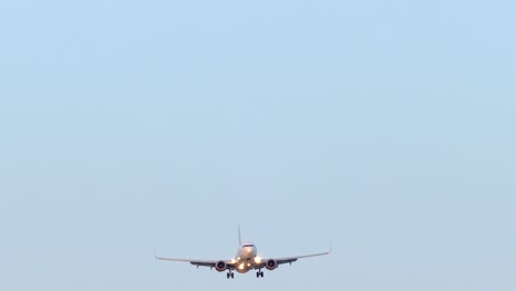 Great-plane-with-the-lights-on-approaching.