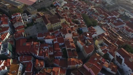 Vista-aérea-de-Alfama,-Lisboa,-Portugal