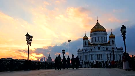 The-Cathedral-of-Christ-the-Savior-at-sunset