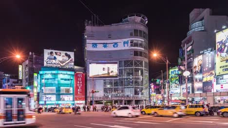 Lapso-de-tiempo-K-4:-peatones-personas-en-Ximending-zona-comercial-en-Taipei