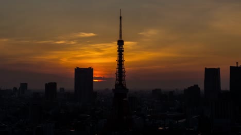 Timelapse-tokyo-tower-and-skyline-at-sunset-,Japan