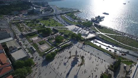 Izmir-Ansicht-Airvideo-Drohne-Uhrturm,-Izmir-korfezi