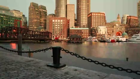 Ciudad-de-Boston-horizonte-en-la-noche-Massachusetts-USA