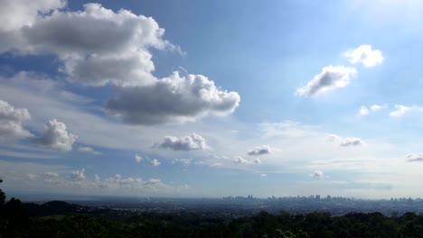 Manila,-Filipinas-distante-skyline-time-lapse