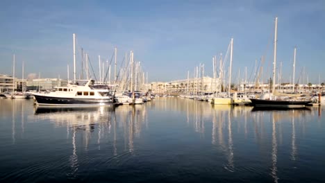 Hafen-von-Lagos-in-Portugal