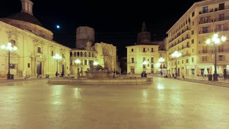 Plaza-De-La-Virgen-De-Valencia