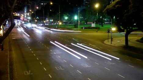 Traffic-in-the-city.-Avenue-Time-Lapse,-Night