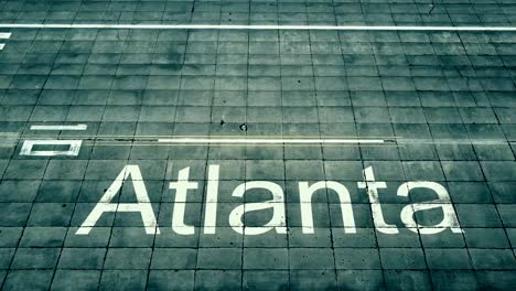 Luftaufnahme-des-großen-Flugzeug-nach-Atlanta-Airport-ankommen.-Reisen-Sie-in-die-Vereinigten-Staaten-konzeptionelle-Intro-animation