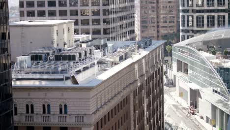 Hochhaus-Glas-Bürogebäude-downtown-Los-Angeles.-4K