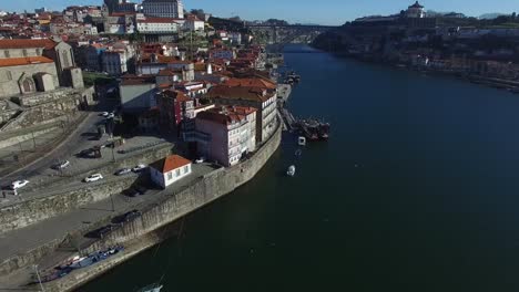 Vista-aérea-de-Oporto,-Portugal