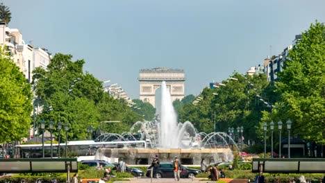 Paris-Stadt-Skyline-Zeitraffer-am-Arc-de-Triomphe-und-Champs-Elysees,-Paris,-Frankreich-4K-Zeitraffer