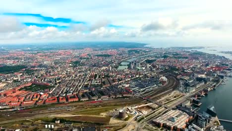 Vista-aérea-de-ciudad-en-Copenhague