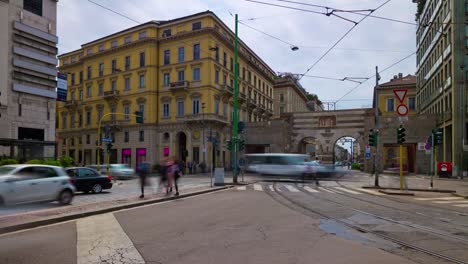 Italy-milan-city-sunny-day-traffic-street-crossroad-panorama-4k-timelapse