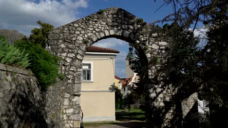 Sommer,-Sonnenschein-Blick-auf-die-kroatische-Altstadt---Region-Istrien---Europa-Mittelmeer.