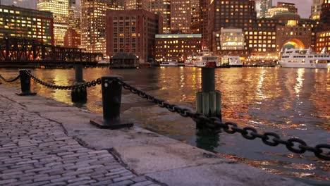 Ciudad-de-Boston-horizonte-en-la-noche-Massachusetts-USA