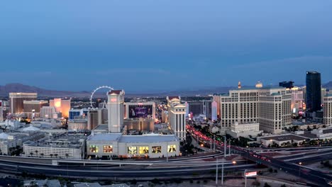 Las-Vegas-Skyline-in-der-Dämmerung-Zeitraffer