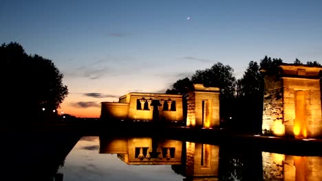 Templo-Debot-en-Madrid,-España.---Panorama-de-derecha-a-izquierda