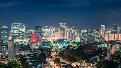 El-centro-De-la-ciudad-De-Rio-De-Janeiro-por-la-noche.