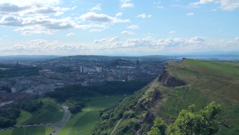 Blick-auf-den-Arthur\'s-Seat,-Edinburgh