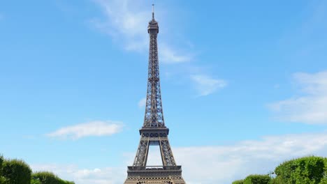 Eiffelturm-in-Paris,-Frankreich