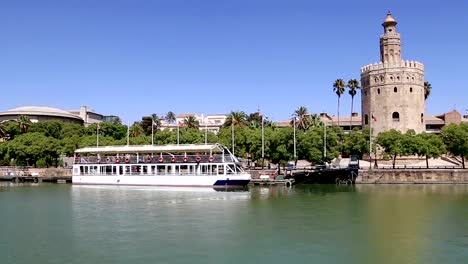 Torre-del-Oro-or-Golden-Tower-(13th-century)-over-Guadalquivir-river,-Seville,-Andalusia,-southern-Spain