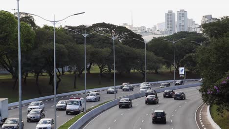 23-de-Maio-Avenue-in-Sao-Paulo,-Brazil