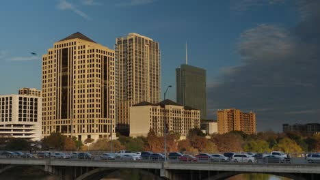 Afternoon-View-of-Traffic-on-S-Congress-Avenue-Bridge