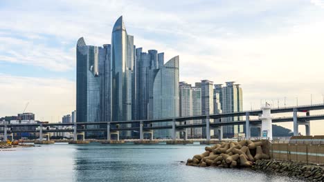 Timelapse-of-Gwangan-Bridge-and-Haeundae,-Busan-City,-South-Korea.Timelapse-4k