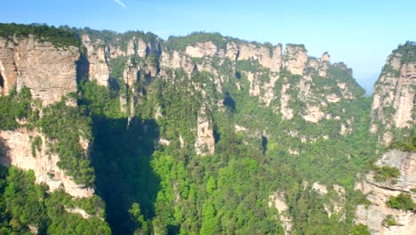 Zhangjiajie-mountains,-China