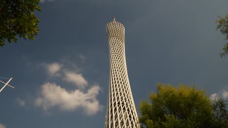 ciudad-de-Guangzhou-día-soleado-famosa-torre-superior-lenta-panorama-4k-china