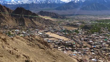 Antenne-Leh-Ladakh-Town,-Indien