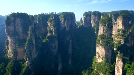 Zhangjiajie-mountains,-China