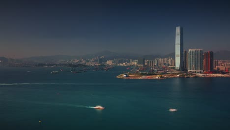 día-de-sol-famoso-edificio-4-k-tiempo-transcurrido-desde-la-ciudad-de-hong-kong