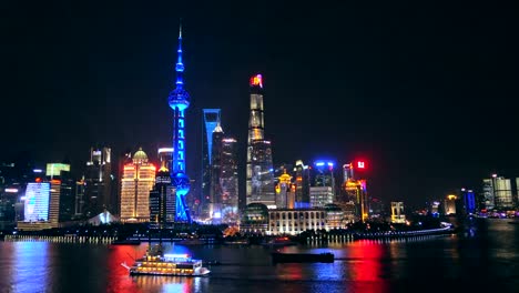 Shanghai-Pudong-at-night-Shanghai,-Pudong-is-China's-most-prosperous-financial-district,-China.