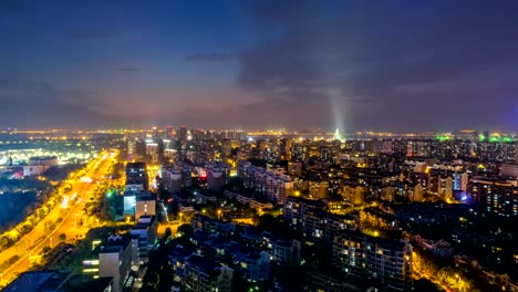 Lapso-de-tiempo-del-paisaje-urbano-en-la-noche-de-Hexi-nanjing-ciudad-nueva,-china