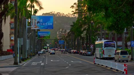 Sonnenuntergangszeit-Zhuhai-Stadt-Verkehr-Straße-Kreuzung-Panorama-4-k-Zeit-hinfällig,-china