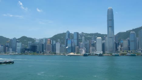 Puerto-de-Victoria-y-el-Skyline-de-la-isla-de-Hong-Kong