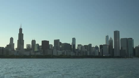 Timelapse-de-Chicago-Lakefront-4k-por-la-tarde-a-la-noche