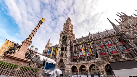 München-Deutschland-Zeitraffer-4K,-Stadt-Skyline-Zeitraffer-am-Marienplatz-New-Town-Hall-Square