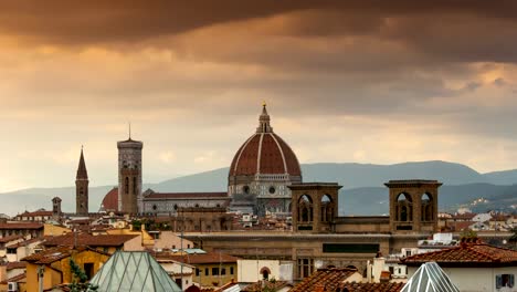 Cathedral-of-Santa-Maria-del-Fiore-at-Sunset.-Florence,-Italy.-Timelapse,-UHD-Video