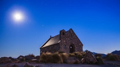 Church-of-Good-Shepherd-at-night