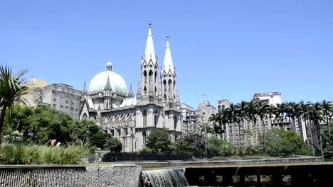 Se-Cathedral-in-Sao-Paulo,-Brazil