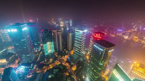 China-Shangai-panorama-del-superior-de-la-azotea-de-noche-centro-famoso-río-Bahía-4k-lapso-de-tiempo