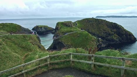 4k-disparo-de-Carrick-a-Rede-puente-de-cuerda,-juego-de-tronos-película-ubicación