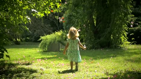 Running-Between-the-Trees