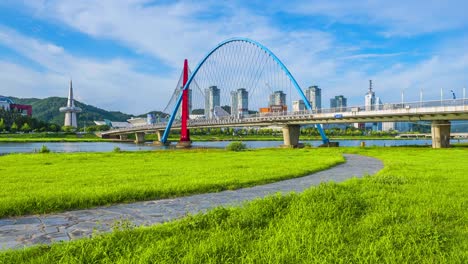 Zeitraffer-von-Daejeon-Expo-Brücke,-Südkorea