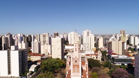 Antena-ciudad-vista-de-Ribeirao-Preto,-Sao-Paulo,-Brasil